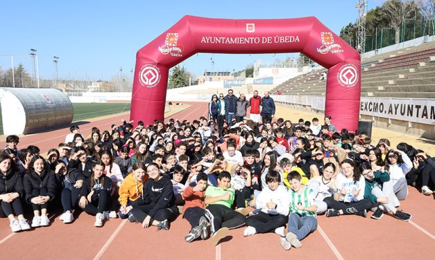 CARRERA SOLIDARIA CON MOTIVO DEL DÍA ESCOLAR DE LA NO VIOLENCIA Y LA PAZ