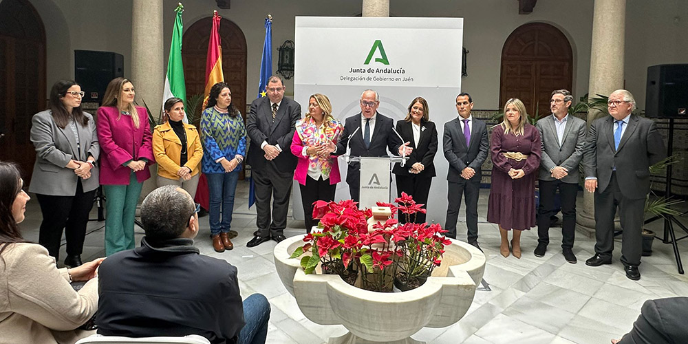 Jesús Estrella reivindica y reconoce el protagonismo de las jiennenses como “Mujeres por Bandera”